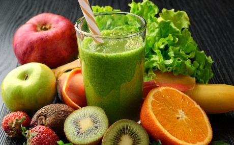 野菜と果物のスムージー(月替り)